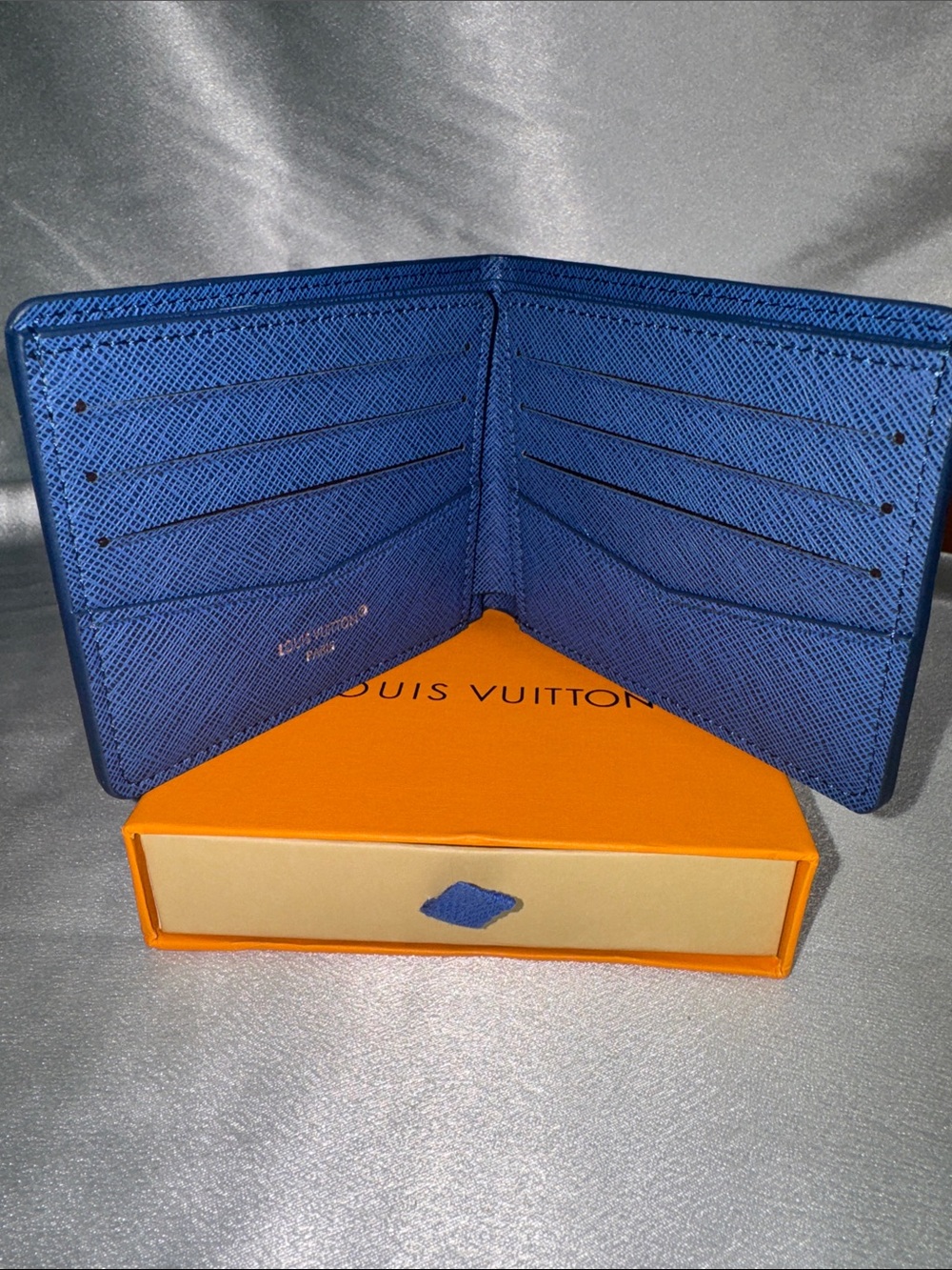 Louis Vuitton Slender Wallet Limited-Edition in "Basketball Blue"🔥New! - Picture 4 of 8